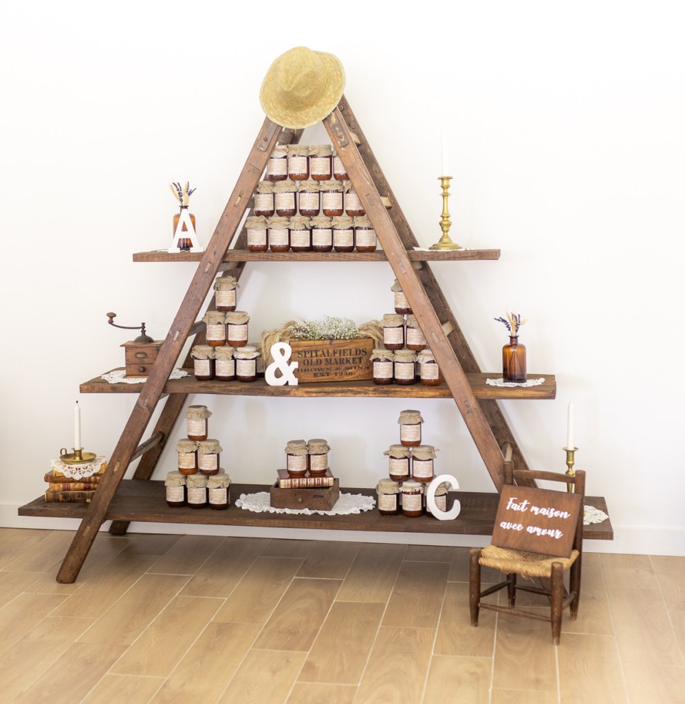 présentoir cadeaux invites mobilier déco mariage reception