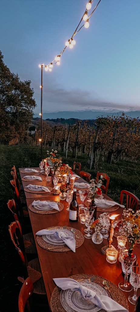 Location de décoration mariage et évènement, Prestation de décoration clé en mains sur tout le 64,, en Pyrénées Atlantiques , Béarn, Côte Basque, Pau, Biarritz , Bayonne, Anglet, 65 en Hautes Pyrénées, Tarbes, Lourdes, 40 Landes, Hossegor, Capbreton…