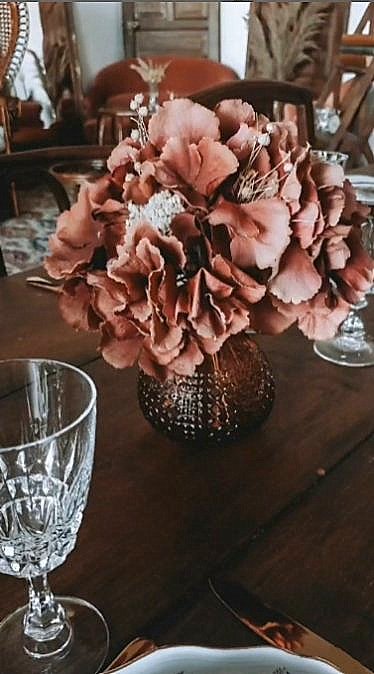 Location de décoration mariage et évènement, Prestation de décoration clé en mains sur tout le 64,, en Pyrénées Atlantiques , Béarn, Côte Basque, Pau, Biarritz , Bayonne, Anglet, 65 en Hautes Pyrénées, Tarbes, Lourdes, 40 Landes, Hossegor, Capbreton…